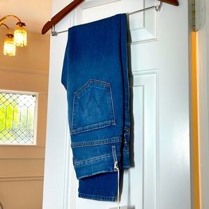 High waisted looker Mother brand jeans, size 23